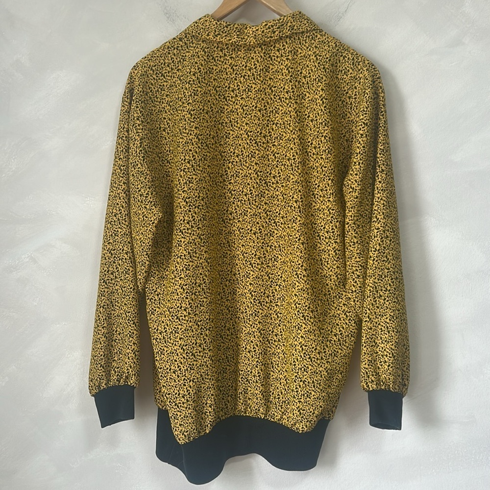 Vintage 80s 90s ditsy blouse, funky yellow bright shirt, Size M or L - Picture 5 of 5